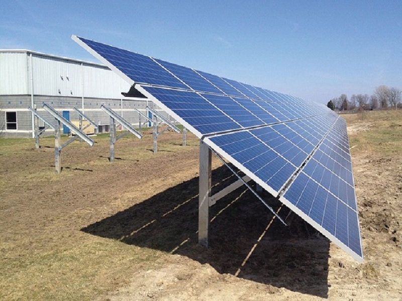 Supporto per scaffalature solari fotovoltaiche
