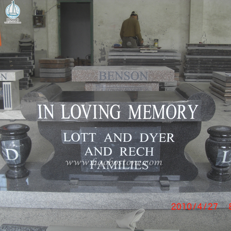 Panca commemorativa in granito nero indiano dal design semplice per cremazione
