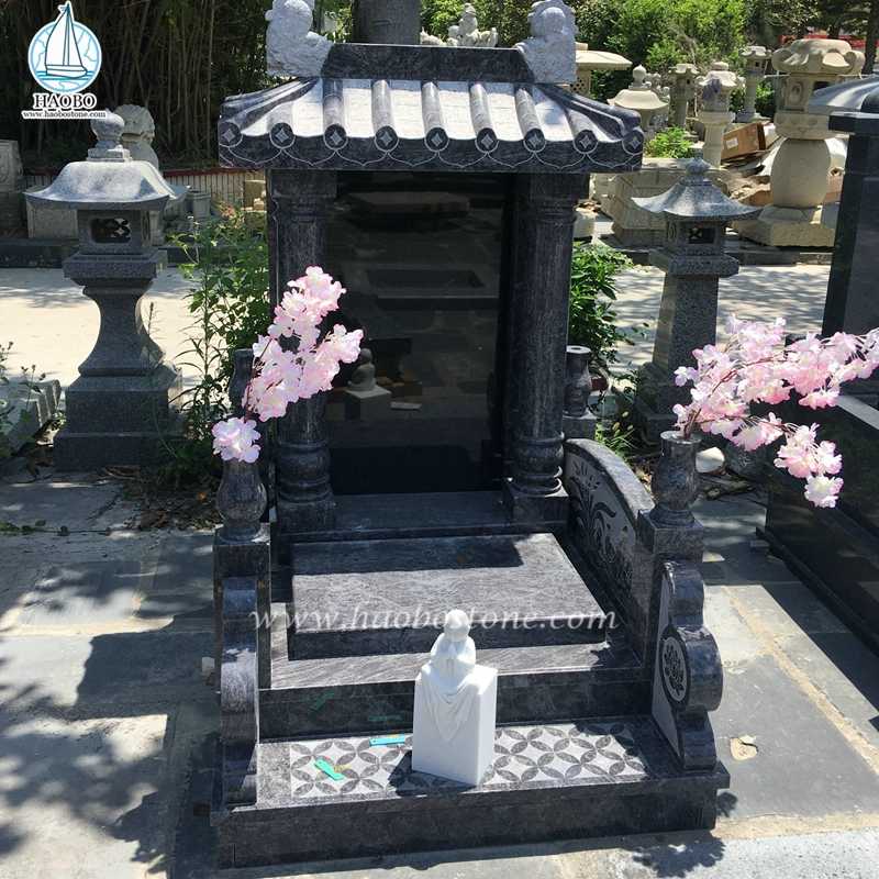 Pietra tombale per intaglio del pilastro del tetto in granito nero in stile asiatico
