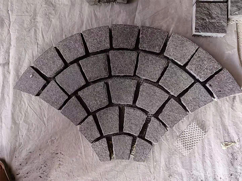 Cubi di ciottoli di granito per pavimentazione esterna in pietra per pavimentazione in rete di granito
