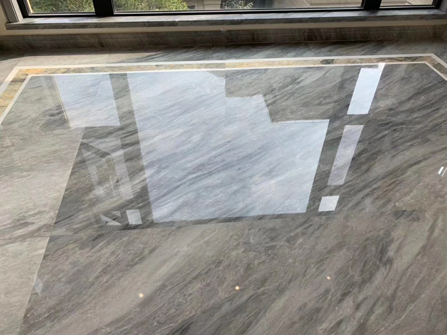 Piastrelle per pavimenti in marmo grigio argento italiano
