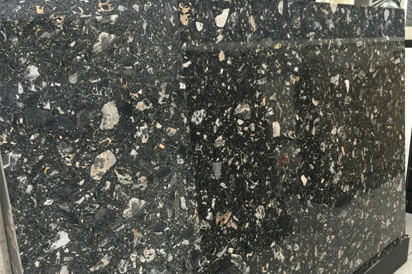 lastra di marmo di grandi dimensioni colore nero