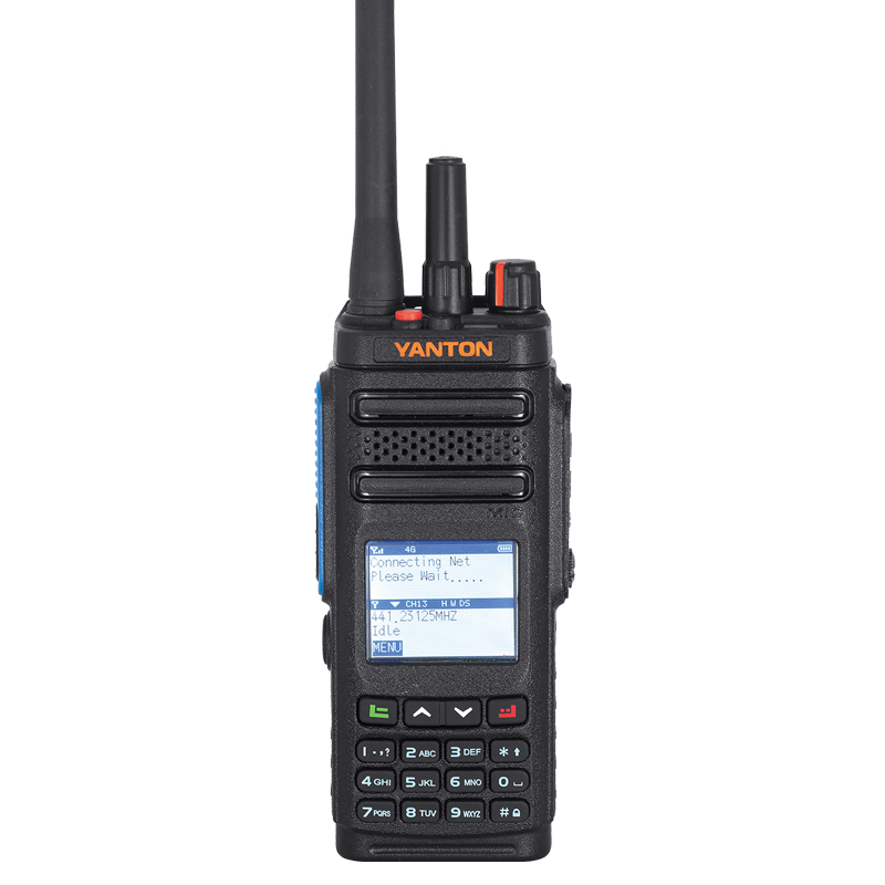 DMR + analogico + 4G LTE PTT su radio mobile cellulare

